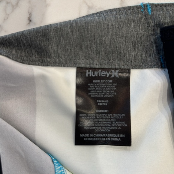 Hurley NWT men’s sz 33 waist boardshorts - Picture 5 of 7